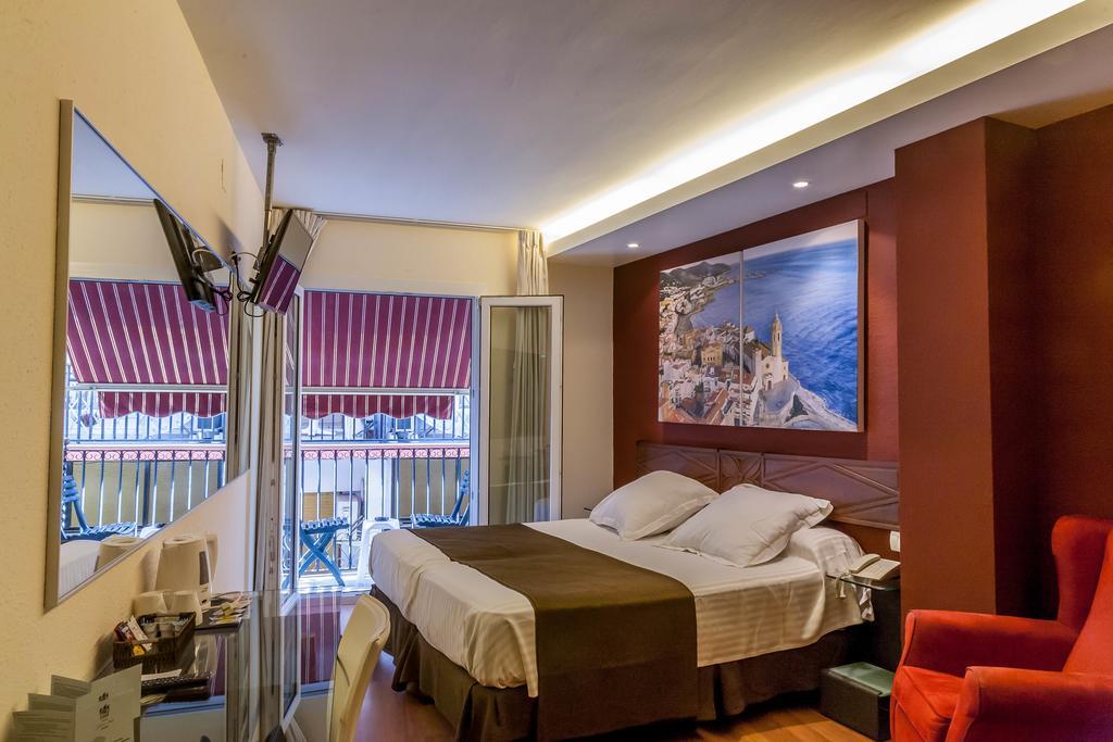 Hotel Galeon Sitges Exterior foto